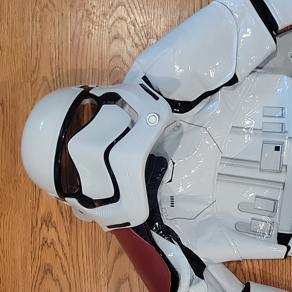 Brand new boys size 4 storm trooper costume